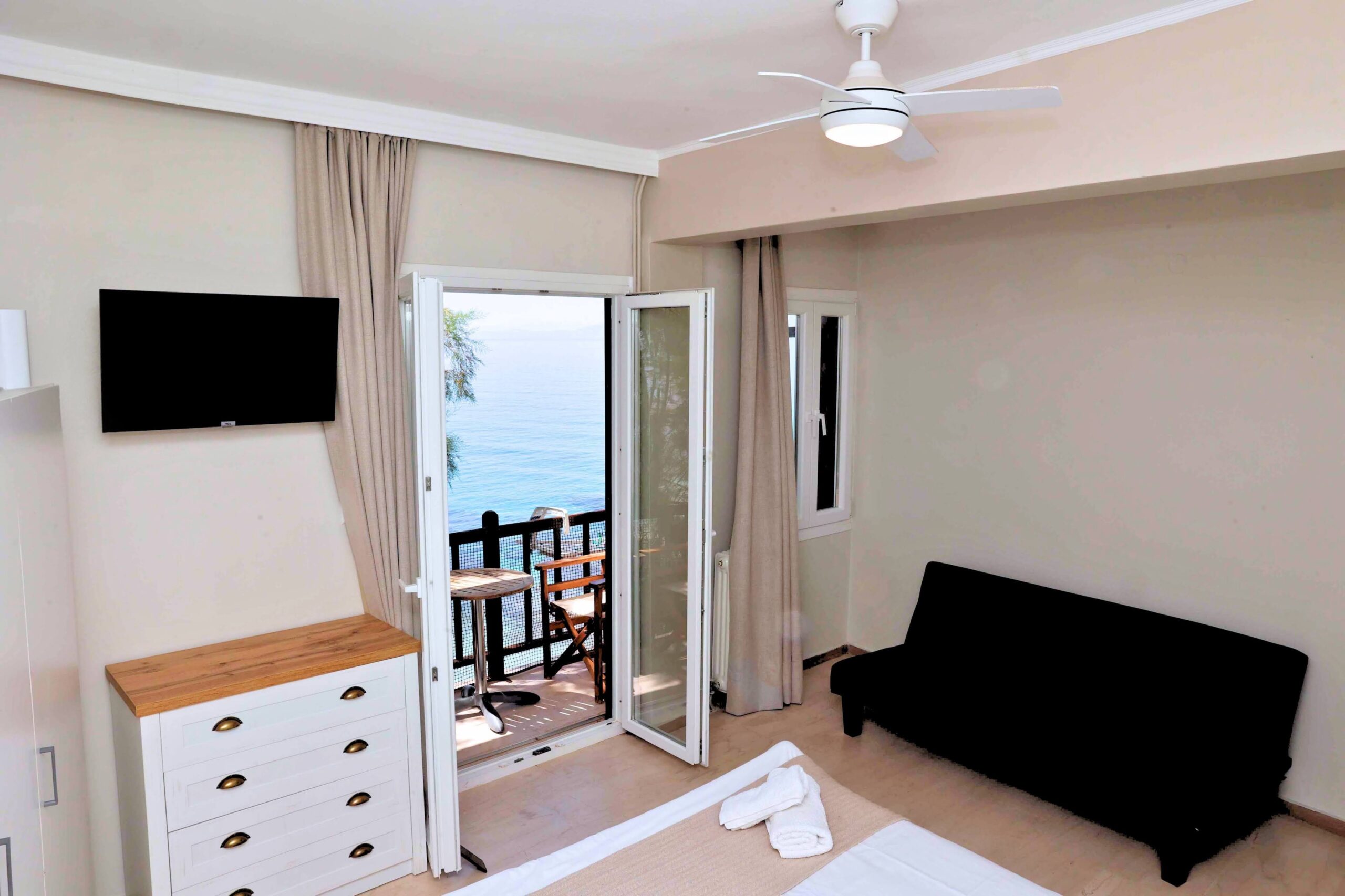 Als Plomari Apartment
